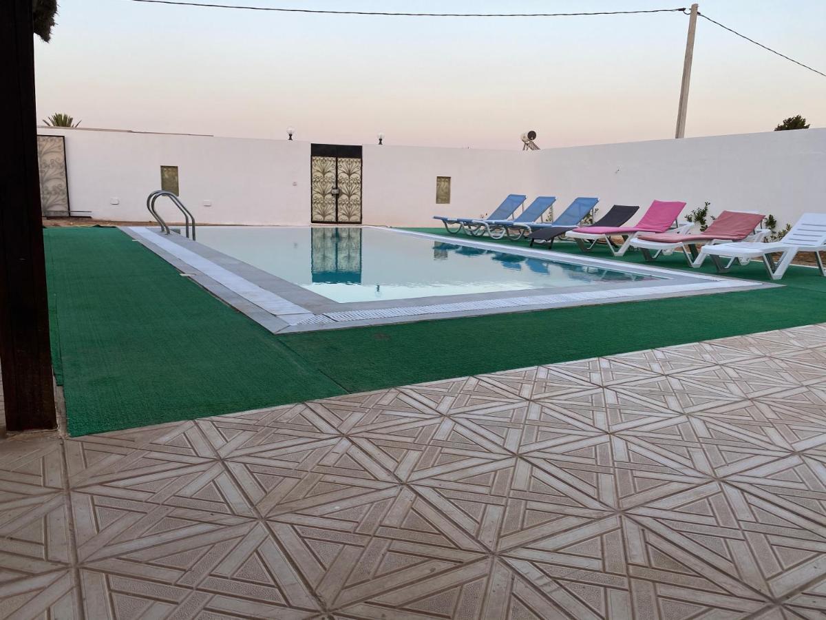 Belle Avec Piscine Sans Vis A Vis Midoun